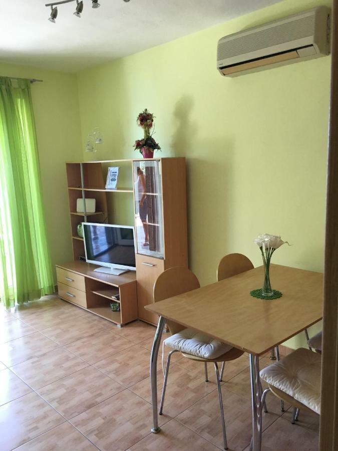 Ferienwohnung Apartman Tatjana Podgora Exterior foto